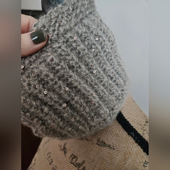 Khaki crochet headband - Picture 2 of 3